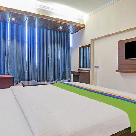 Hotel The Golden Bird Agra  Εξωτερικό φωτογραφία