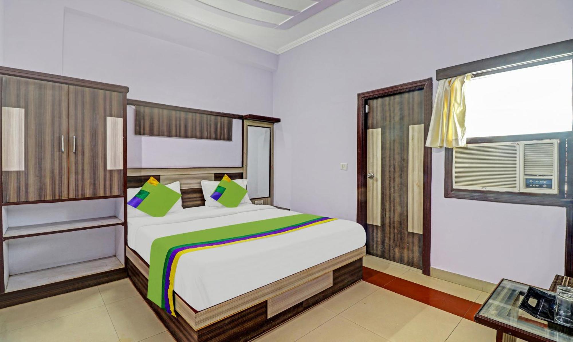 Hotel The Golden Bird Agra  Εξωτερικό φωτογραφία