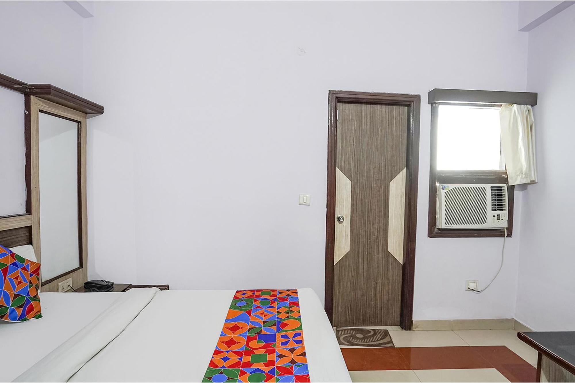 Hotel The Golden Bird Agra  Εξωτερικό φωτογραφία